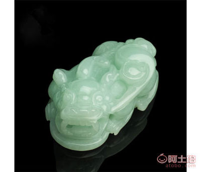 匠心雕琢，瑞兽纳福 丽鑫玉器天然翡翠霸王貔貅吊坠鉴赏